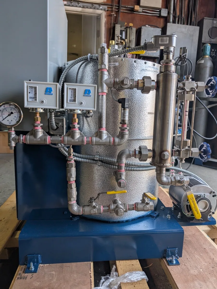 Premium vertical insulated all stainless steel steam generator